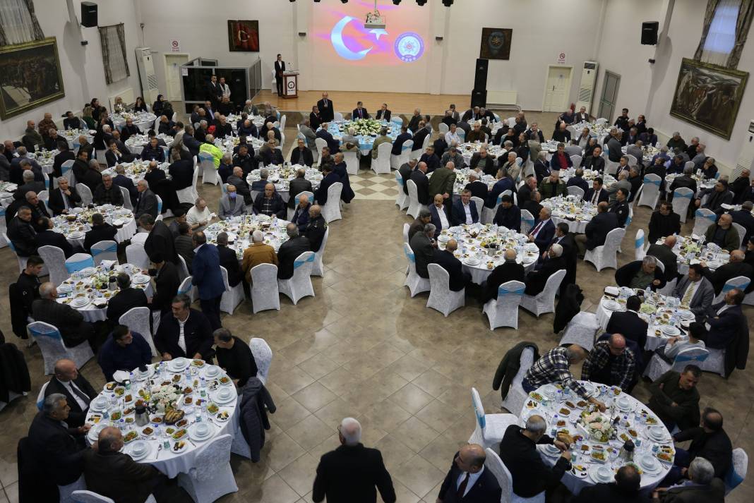 Emekli polisler iftarda buluştu 1